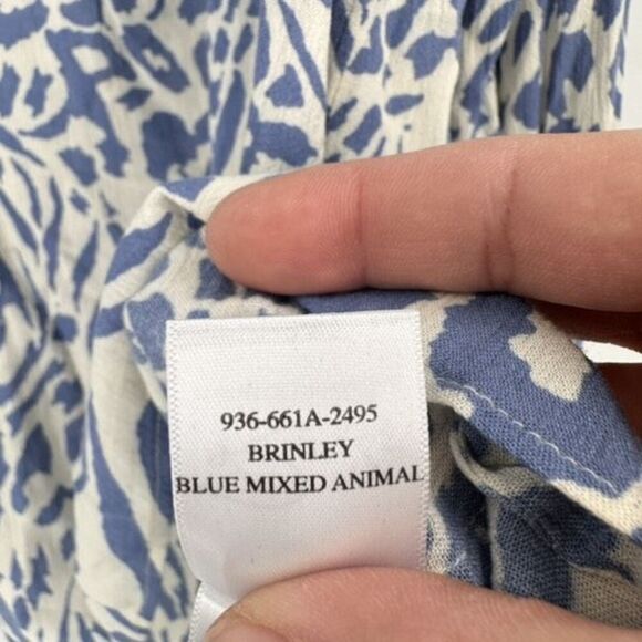 Rails Brinley Blue Mixed Animal Top Size Medium Crinkle Crepe Cheetah Zebra - Picture 12 of 14